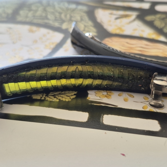 Navy and Yellow Wearable Device - Picture 7 of 14